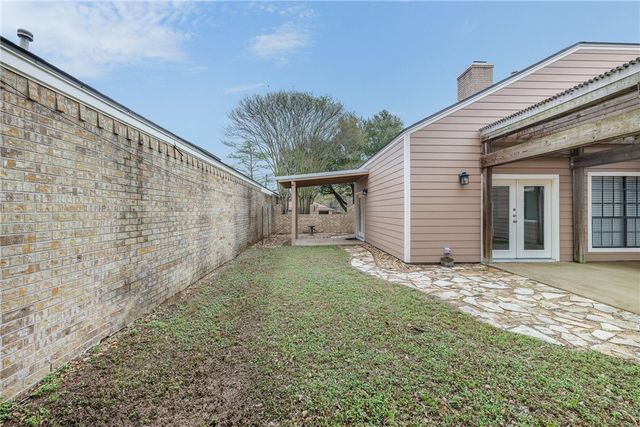 8118 Butler Ridge Drive, College Station, TX 77845