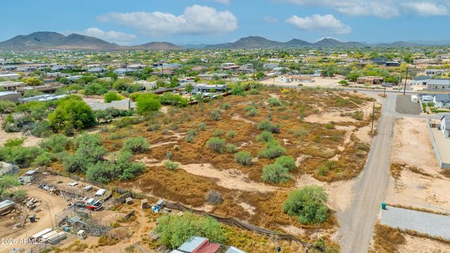 637 W Tanya Road a,b,c,d, Phoenix, AZ 85086