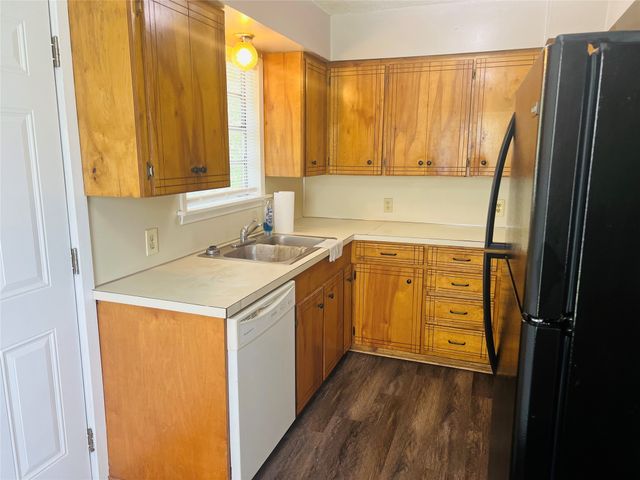 606 Warren Street, Terrell, TX 75160