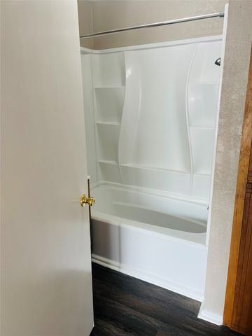 606 Warren Street, Terrell, TX 75160