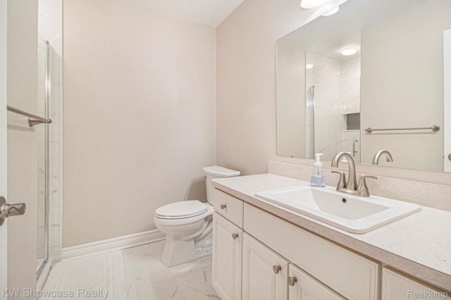 136 Shore Brook Lane, Walled Lake, MI 48390