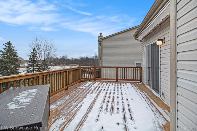 136 Shore Brook Lane, Walled Lake, MI 48390