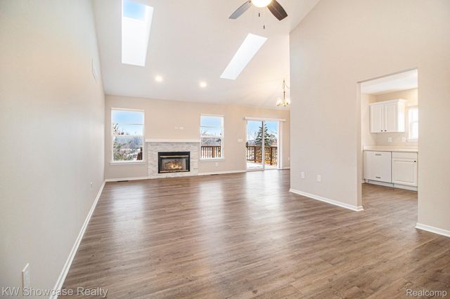 136 Shore Brook Lane, Walled Lake, MI 48390