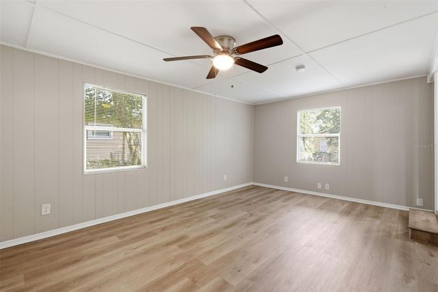1412 E ANNIE STREET, Tampa, FL 33612