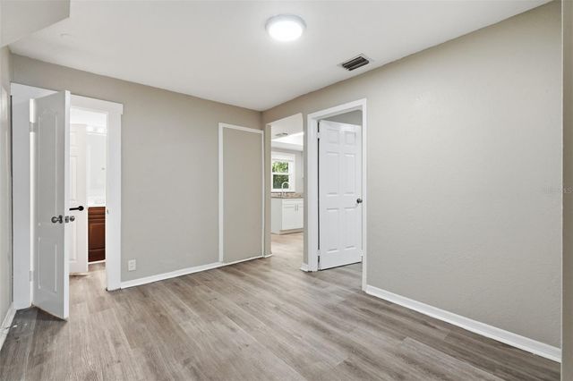 1412 E ANNIE STREET, Tampa, FL 33612