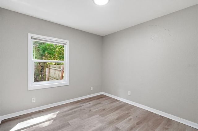 1412 E ANNIE STREET, Tampa, FL 33612