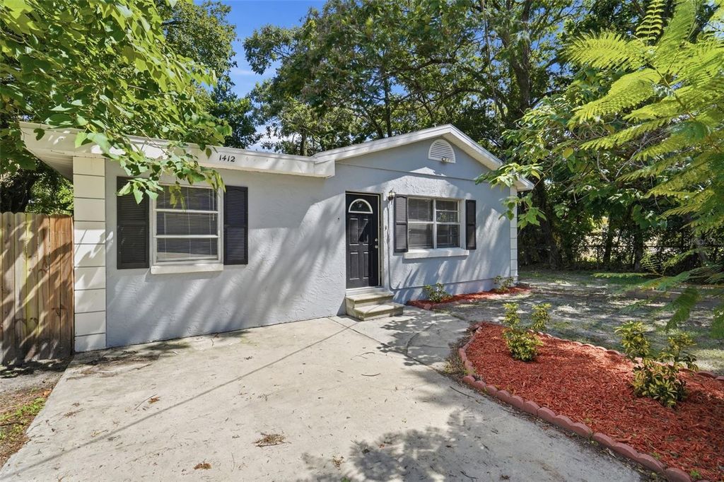1412 E ANNIE STREET, Tampa, FL 33612