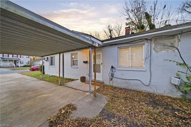 1525 Des Moines AVE, Portsmouth, VA 23704