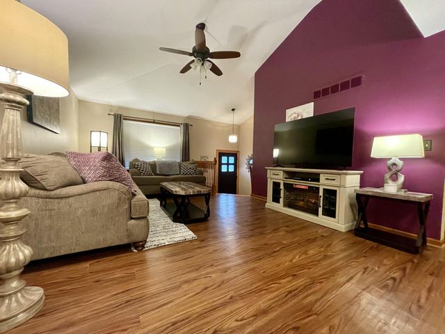 1001 Institute Street, Valparaiso, IN 46383