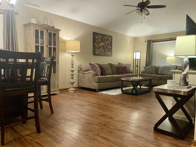 1001 Institute Street, Valparaiso, IN 46383