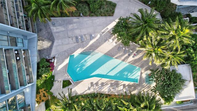 88 SW 7th St 2706, Miami, FL 33130