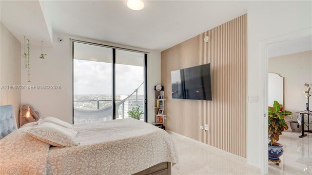 88 SW 7th St 2706, Miami, FL 33130