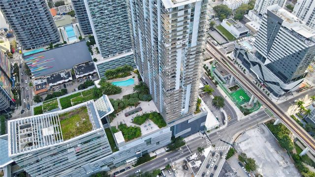 88 SW 7th St 2706, Miami, FL 33130