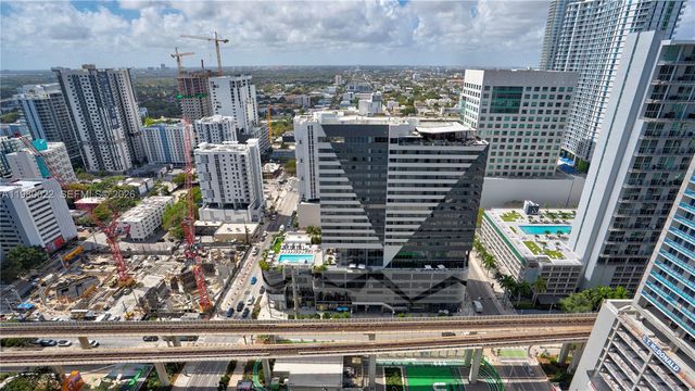 88 SW 7th St 2706, Miami, FL 33130