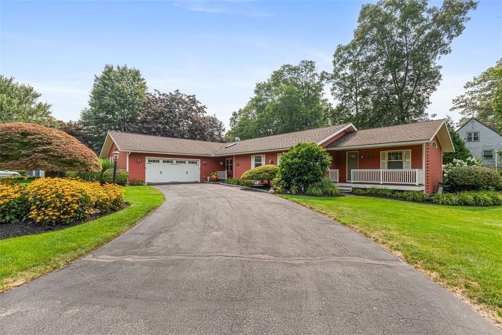 1 Robin Way, North Smithfield, RI 02896