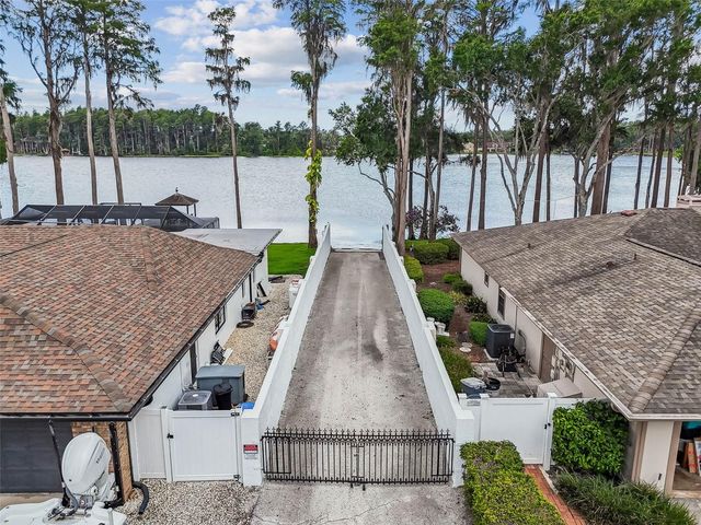 13114 TIFTON DRIVE, Tampa, FL 33618