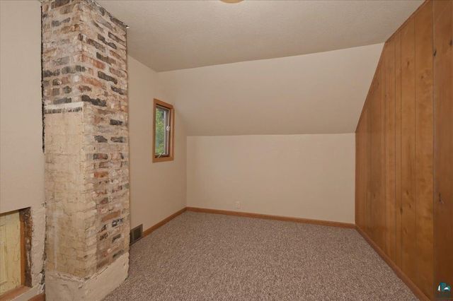 2722 E 4th St, Superior, WI 54880