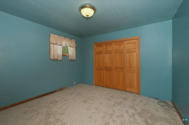 2722 E 4th St, Superior, WI 54880