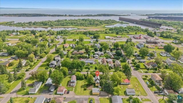 2722 E 4th St, Superior, WI 54880