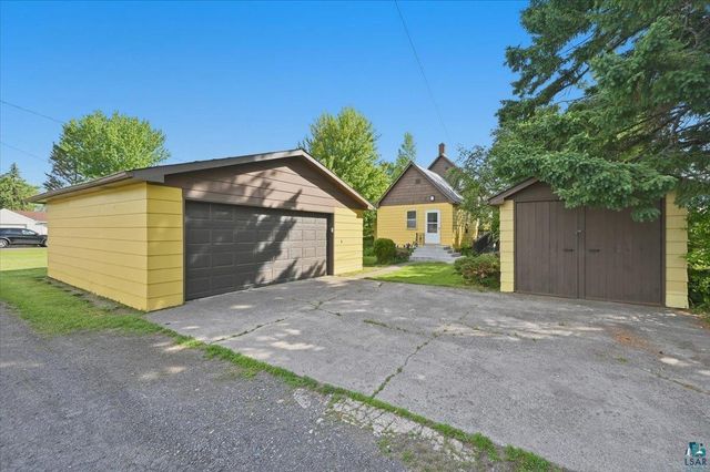 2722 E 4th St, Superior, WI 54880