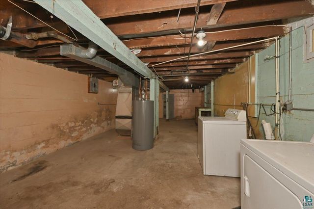 2722 E 4th St, Superior, WI 54880