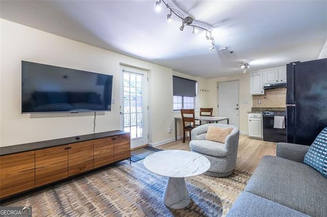 323 8th St NE 9, Atlanta, GA 30309