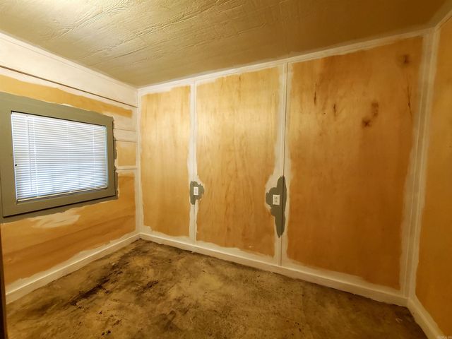 205 Cherry Street, Mena, AR 71953