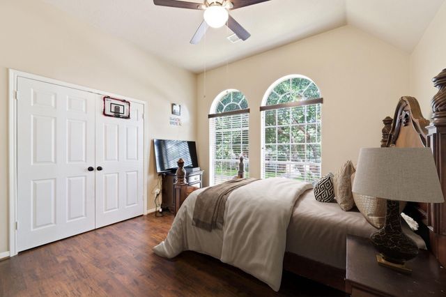 2202 Parkview Lane, Missouri City, TX 77459