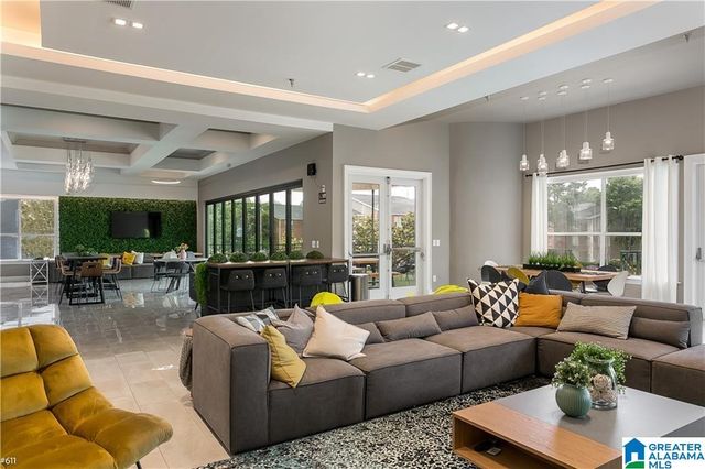 120 15th St E Apt 710, Tuscaloosa, AL 35401