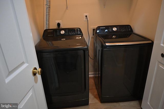 242 KIRBY ST, Manassas Park, VA 20111
