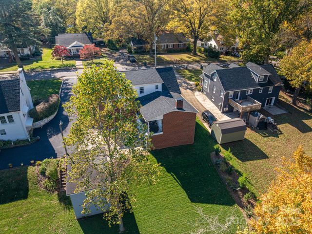 628 W 8th Street, Newton, NC 28658