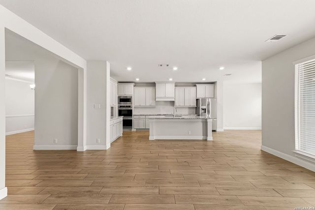325 Waterford, Cibolo, TX 78108