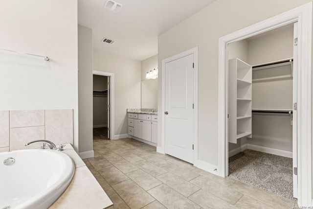 325 Waterford, Cibolo, TX 78108