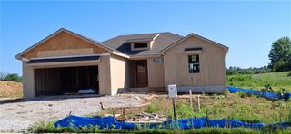 701 SE 21st Street, Oak Grove, MO 64075