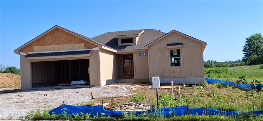 701 SE 21st Street, Oak Grove, MO 64075