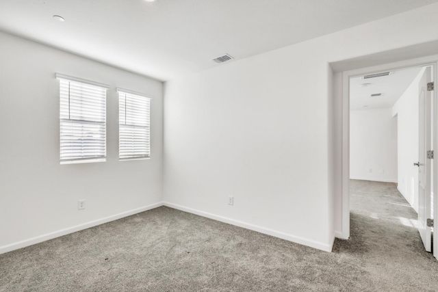 10431 Angsley Dr, Elk Grove, CA 95757