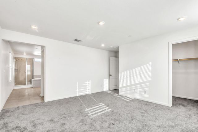 10431 Angsley Dr, Elk Grove, CA 95757