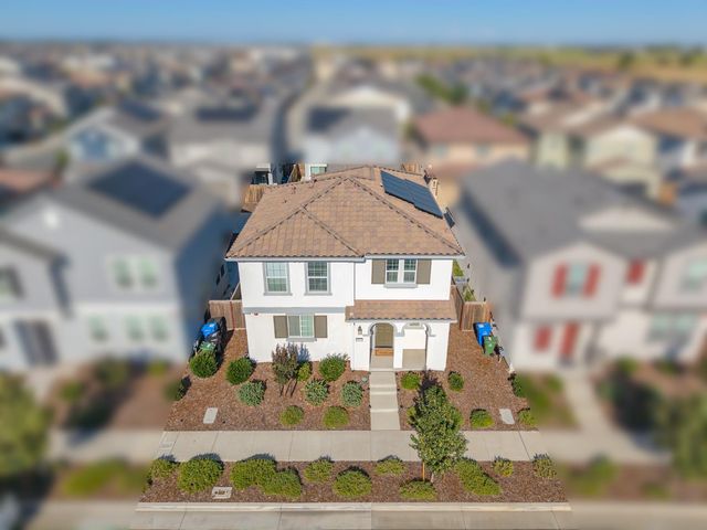 10431 Angsley Dr, Elk Grove, CA 95757