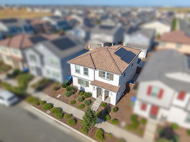 10431 Angsley Dr, Elk Grove, CA 95757