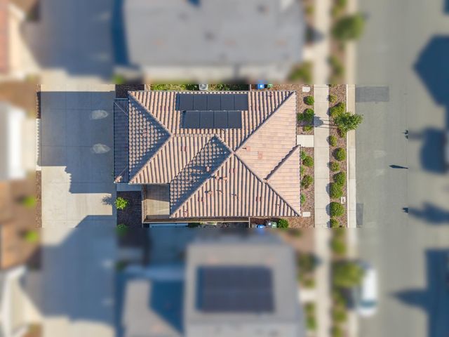 10431 Angsley Dr, Elk Grove, CA 95757