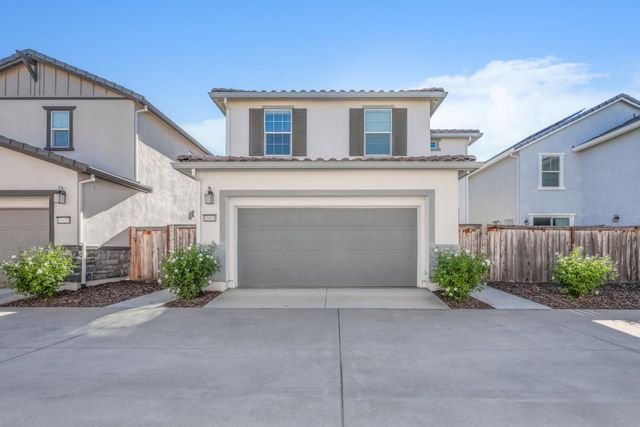 10431 Angsley Dr, Elk Grove, CA 95757