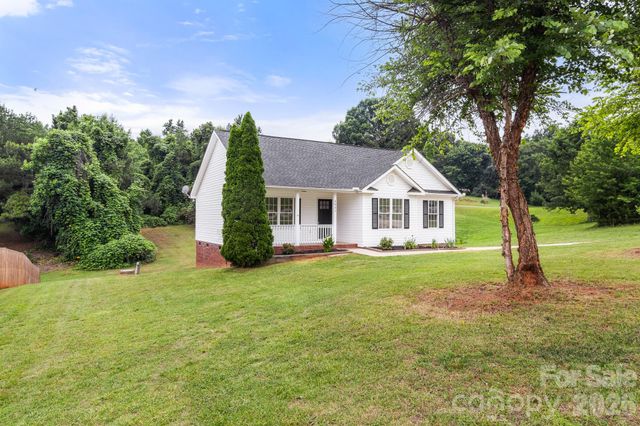 2931 Greenleaf Road, Clover, SC 29710