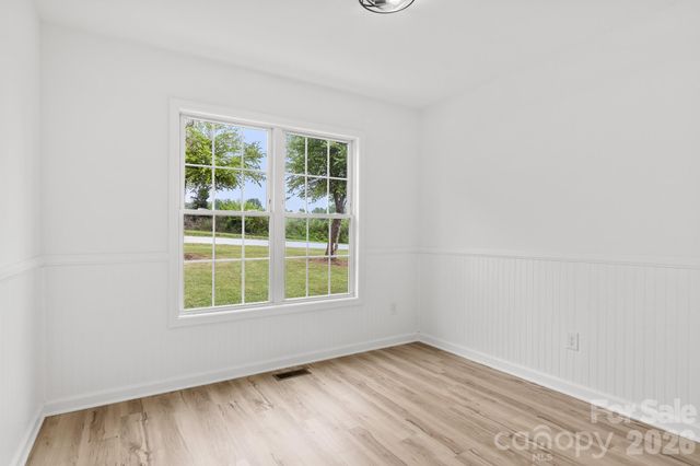 2931 Greenleaf Road, Clover, SC 29710