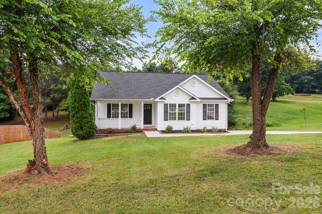 2931 Greenleaf Road, Clover, SC 29710