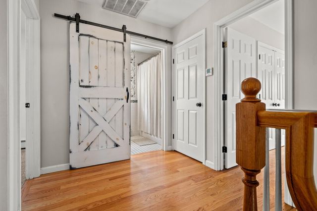 71 Deerwood Hollow, Chester, NH 03036