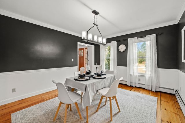 71 Deerwood Hollow, Chester, NH 03036