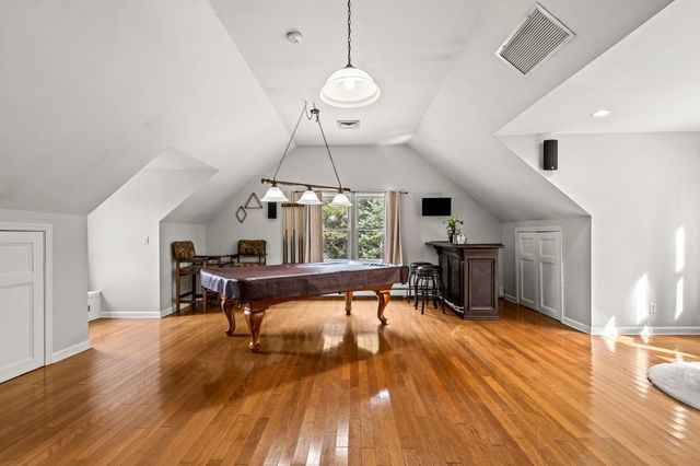 71 Deerwood Hollow, Chester, NH 03036