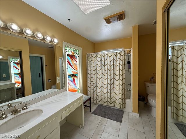 1037 Bracken Avenue, Las Vegas, NV 89104
