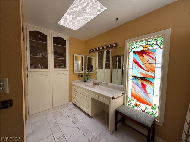 1037 Bracken Avenue, Las Vegas, NV 89104