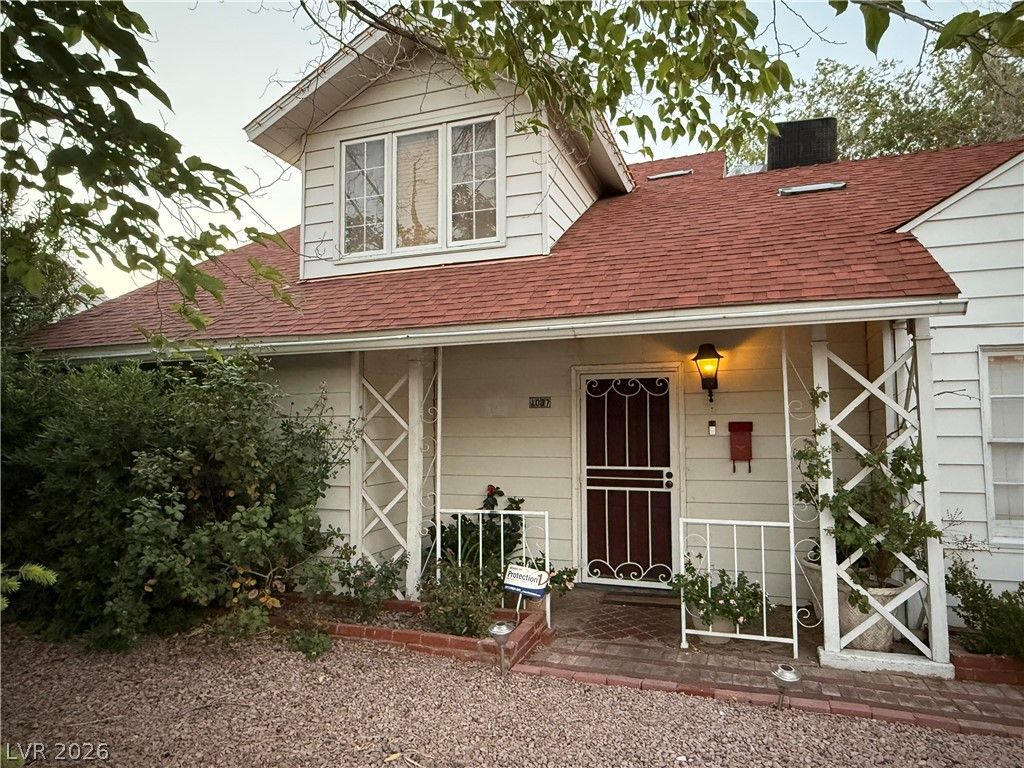 1037 Bracken Avenue, Las Vegas, NV 89104
